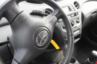 Leve vitre electrique arriere gauche TOYOTA YARIS 1