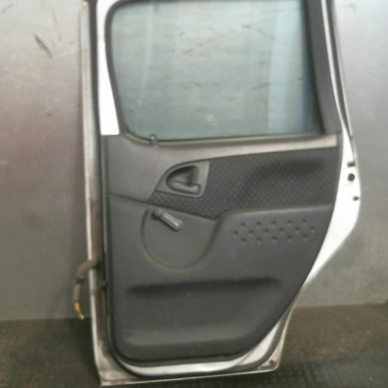 Porte arriere droit TOYOTA YARIS VERSO Photo n°6