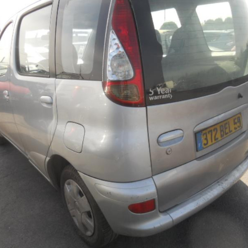 Porte arriere droit TOYOTA YARIS VERSO Photo n°10