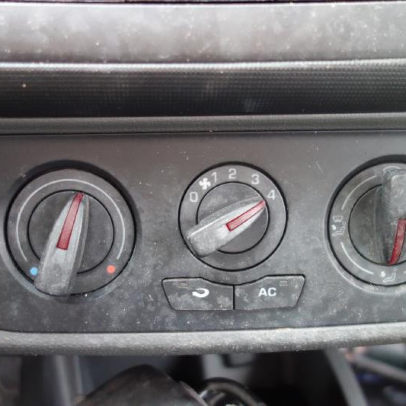Bras essuie glace avant droit SEAT IBIZA 4 Photo n°8
