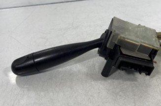 Commodo d'essuie glaces TOYOTA YARIS VERSO
