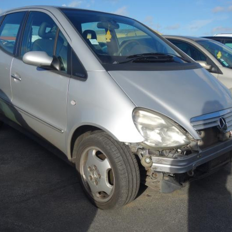 Aile avant gauche MERCEDES CLASSE A 168 Photo n°3