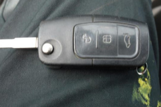 Serrure avant droit FORD FOCUS 2