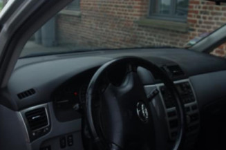 Boite a gants TOYOTA AVENSIS VERSO