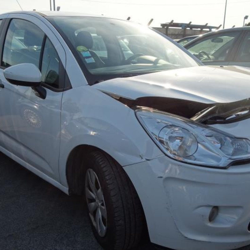 Attache ceinture arriere droit CITROEN C3 2 Photo n°5