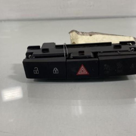 Bouton de warning OPEL ASTRA J Photo n°1
