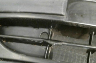 Pare choc avant RENAULT MEGANE 1
