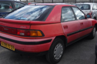 Optique avant principal gauche (feux)(phare) MAZDA 323 4