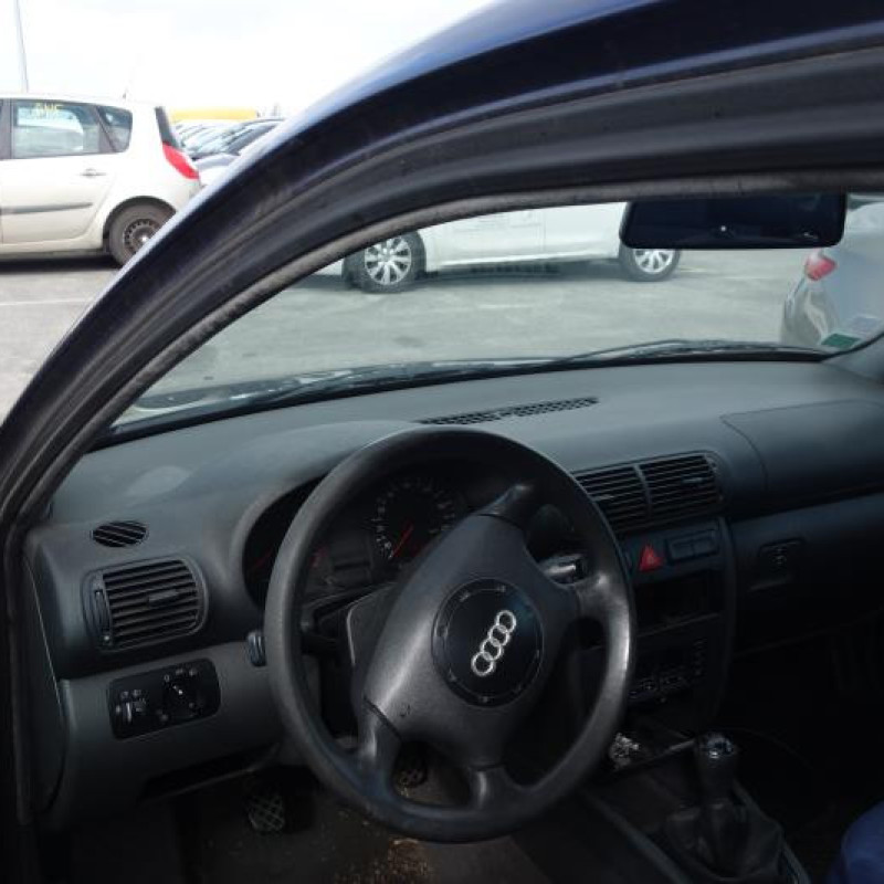 Retroviseur gauche AUDI A3 1 Photo n°8