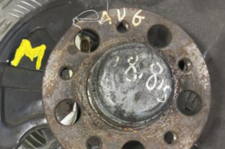 Pivot de moyeu avant gauche MERCEDES VITO 639
