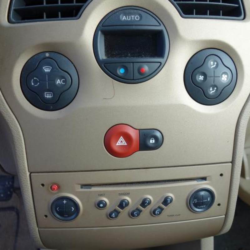 Renfort pare choc arriere (traverse) RENAULT MODUS Photo n°7