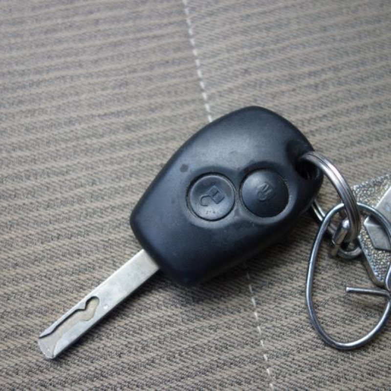 Renfort pare choc arriere (traverse) RENAULT MODUS Photo n°8