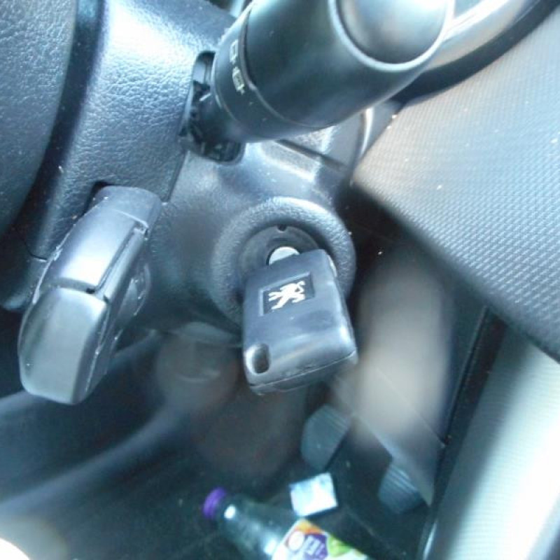 Com (Bloc Contacteur Tournant+Commodo Essuie Glace+Commodo Phare) PEUGEOT 207 Photo n°17