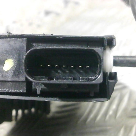 Serrure avant gauche PEUGEOT 308 2