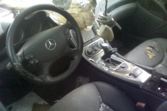 Renfort pare choc arriere (traverse) MERCEDES CLASSE SL 230