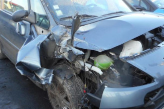 Bras essuie glace avant gauche PEUGEOT 1007