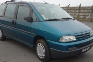 Calandre PEUGEOT 806