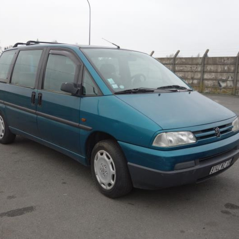 Calandre PEUGEOT 806 Photo n°3