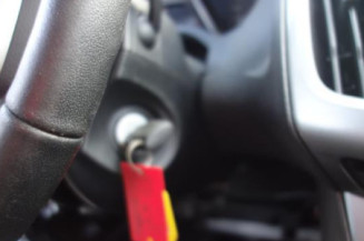 Commodo d'essuie glaces FORD FOCUS 3