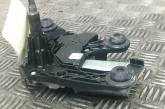 Moteur essuie glace arriere PEUGEOT 2008 1
