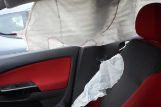 Bras essuie glace avant gauche OPEL CORSA D