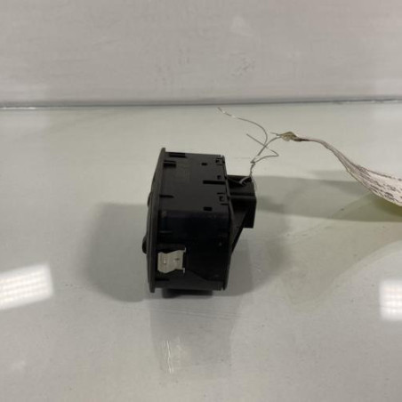 Interrupteur de leve vitre avant gauche OPEL CORSA D