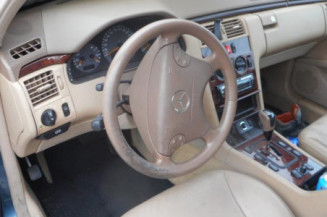 Feu arriere principal droit (feux) MERCEDES CLASSE E 210