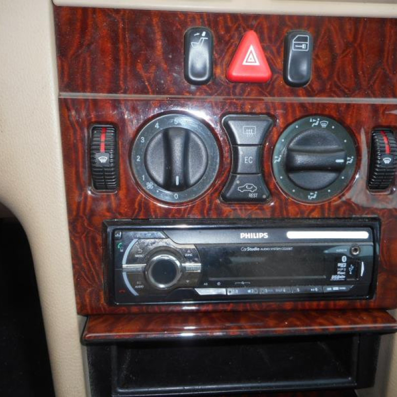 Feu arriere principal droit (feux) MERCEDES CLASSE E 210 Photo n°8