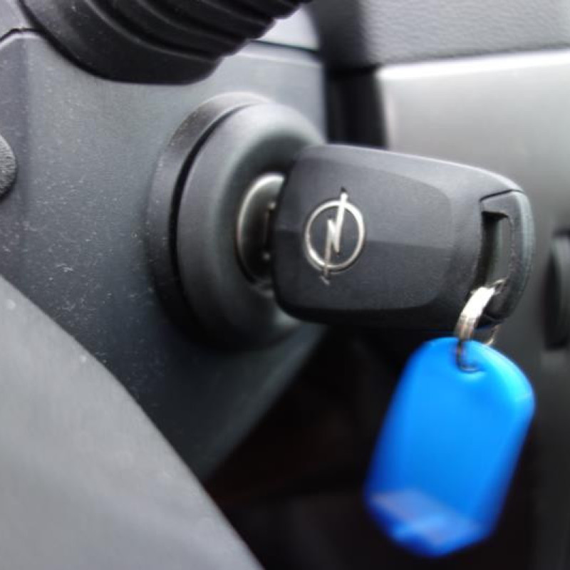 Porte avant droit OPEL ASTRA H Photo n°9