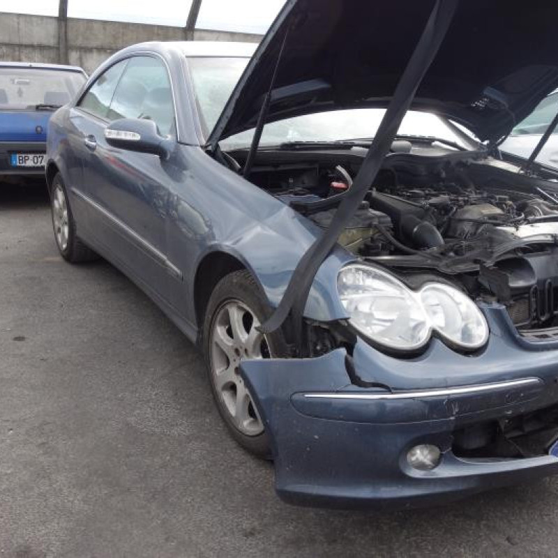 Porte avant droit MERCEDES CLASSE CLK 209 Photo n°4