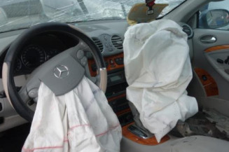 Porte avant droit MERCEDES CLASSE CLK 209