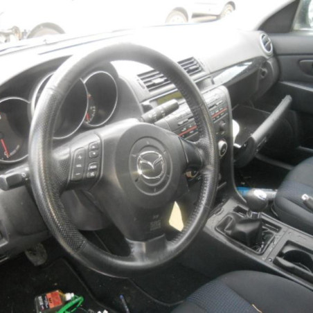 Plage arriere MAZDA 3 1