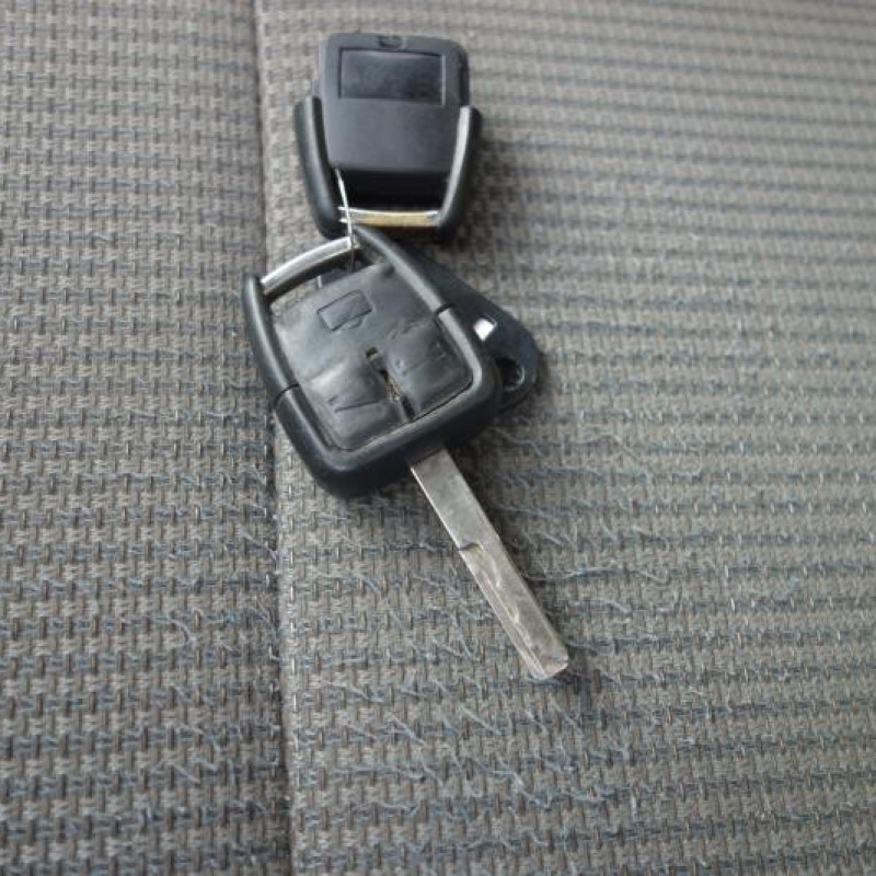 Renfort pare choc avant (traverse) OPEL VECTRA C Photo n°7