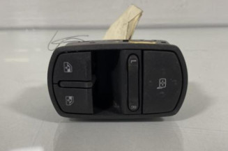 Interrupteur de leve vitre avant gauche OPEL CORSA D Photo n°1