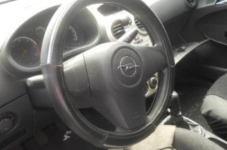 Interrupteur de leve vitre avant gauche OPEL CORSA D