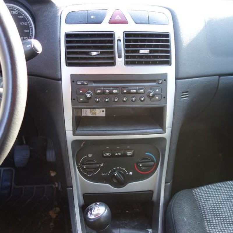 Porte avant droit PEUGEOT 307 Photo n°8