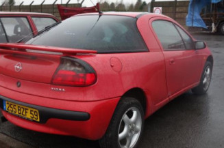 Porte avant droit OPEL TIGRA 1