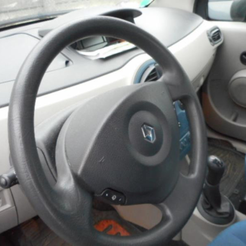 Trappe d'essence RENAULT MODUS Photo n°8