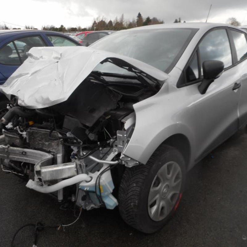 Pivot de moyeu avant droit RENAULT CLIO 4 Photo n°1