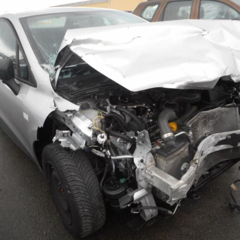 Pivot de moyeu avant droit RENAULT CLIO 4 Photo n°2