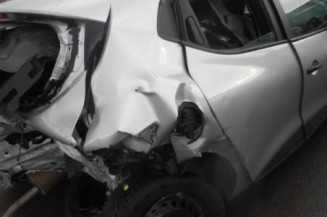 Pivot de moyeu avant droit RENAULT CLIO 4