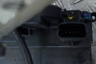 Serrure arriere droit RENAULT CLIO 3