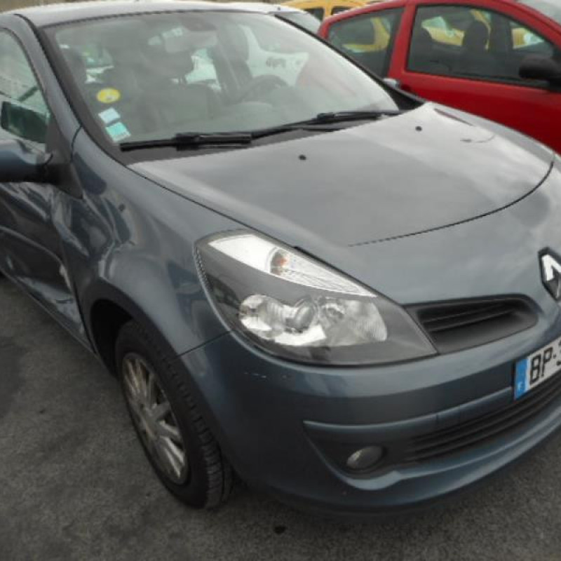 Serrure arriere droit RENAULT CLIO 3 Photo n°4