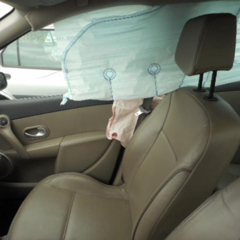 Serrure arriere droit RENAULT CLIO 3 Photo n°8