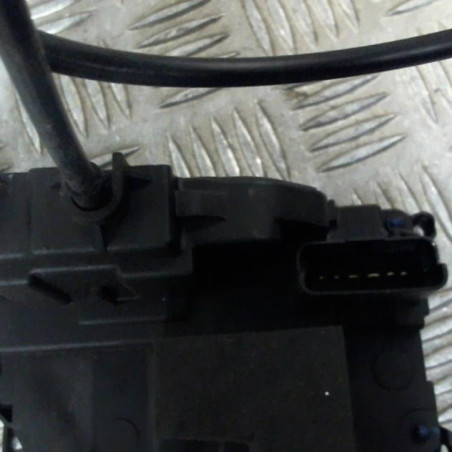 Serrure avant droit RENAULT CLIO 3
