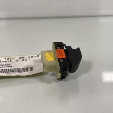 Interrupteur de leve vitre avant droit DACIA SANDERO 2