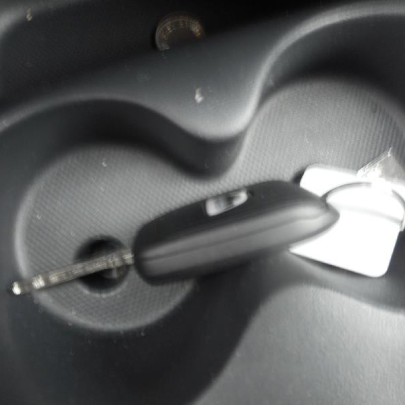 Interrupteur de leve vitre avant droit DACIA SANDERO 2 Photo n°12