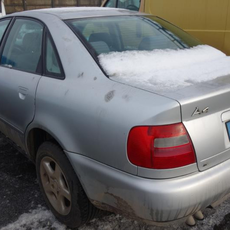 Retroviseur droit AUDI A4 1 Photo n°7