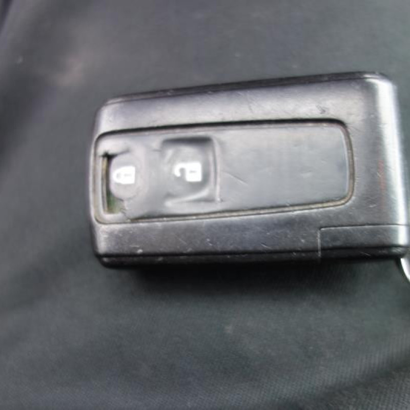 Renfort pare choc arriere (traverse) TOYOTA COROLLA VERSO 2 Photo n°9