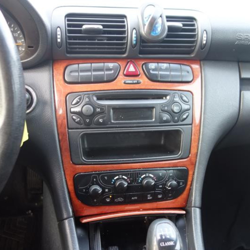 Porte arriere gauche MERCEDES CLASSE C 203 Photo n°9
